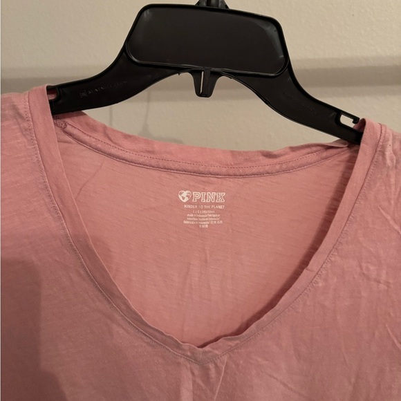 vneck from pink - Picture 2 of 3